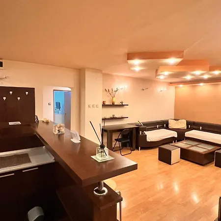 - Apartment Craiova